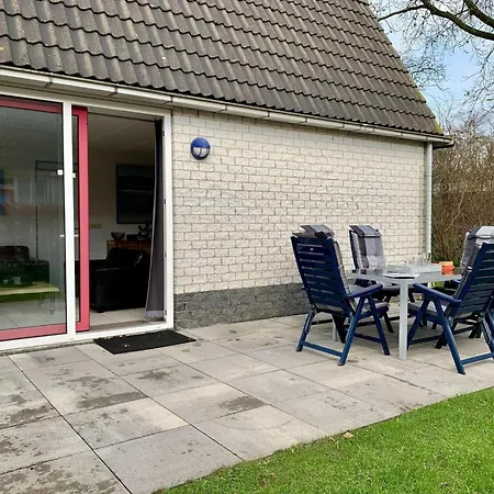 Modern With Garden * Sint Maartensvlotbrug