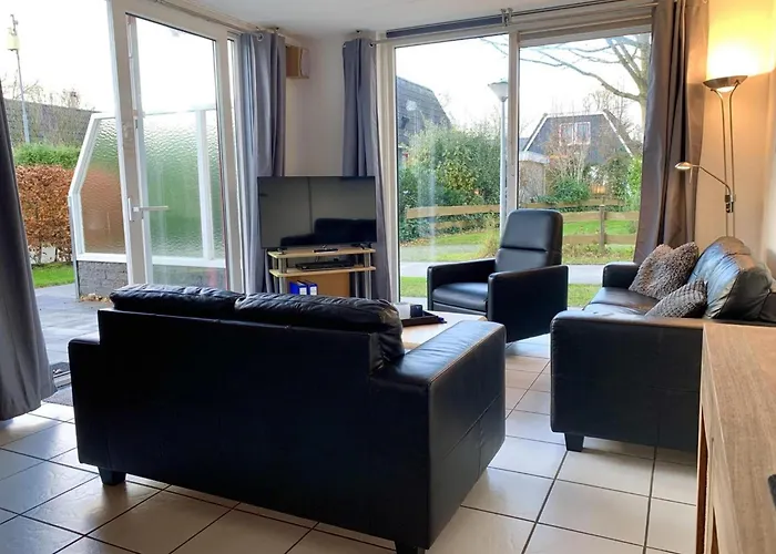 Semesterbostad Modern With Garden *